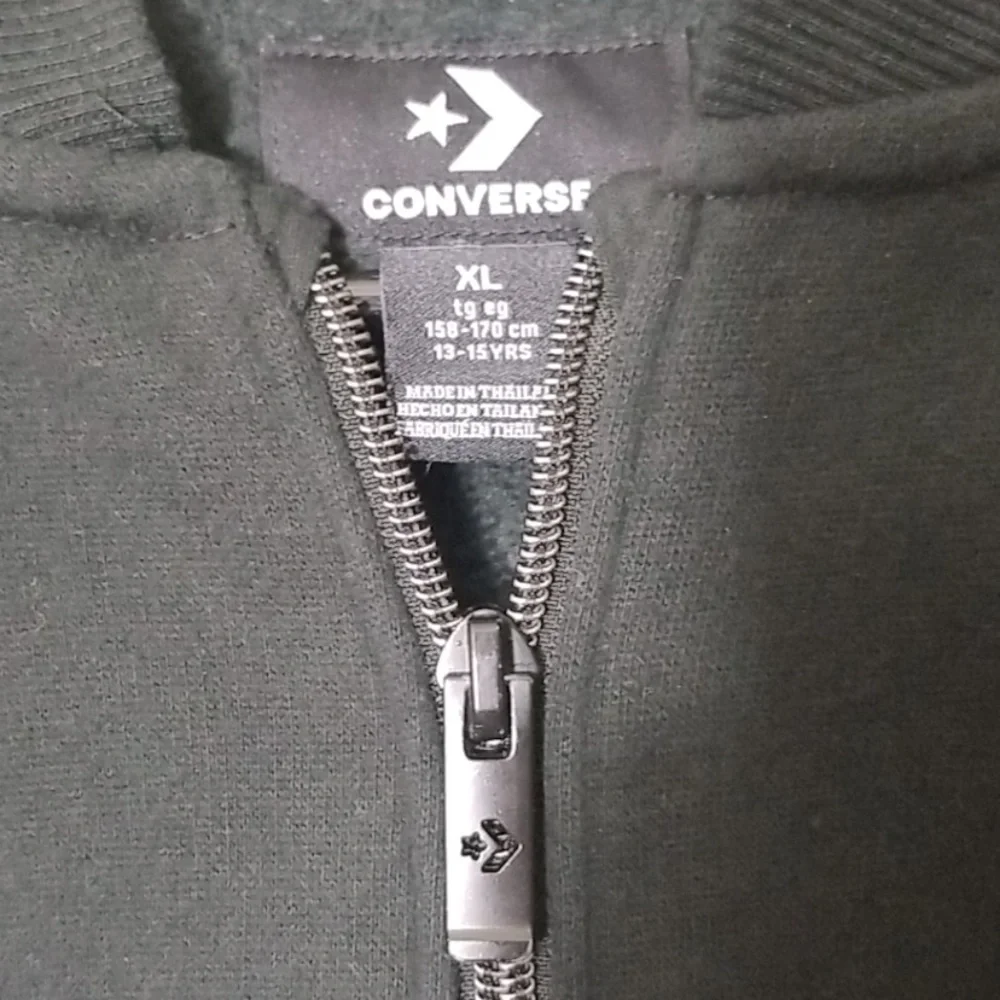 [Converse] Chevron Zip-Up Bomber Jacket - Black/Gray/White - Youth Sz XL (13-15) - Picture 4 of 5